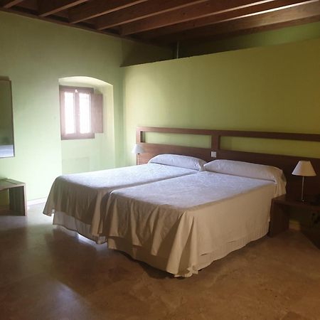 Hotel 4 Estrellas Conventual De Alcantara Bagian luar foto