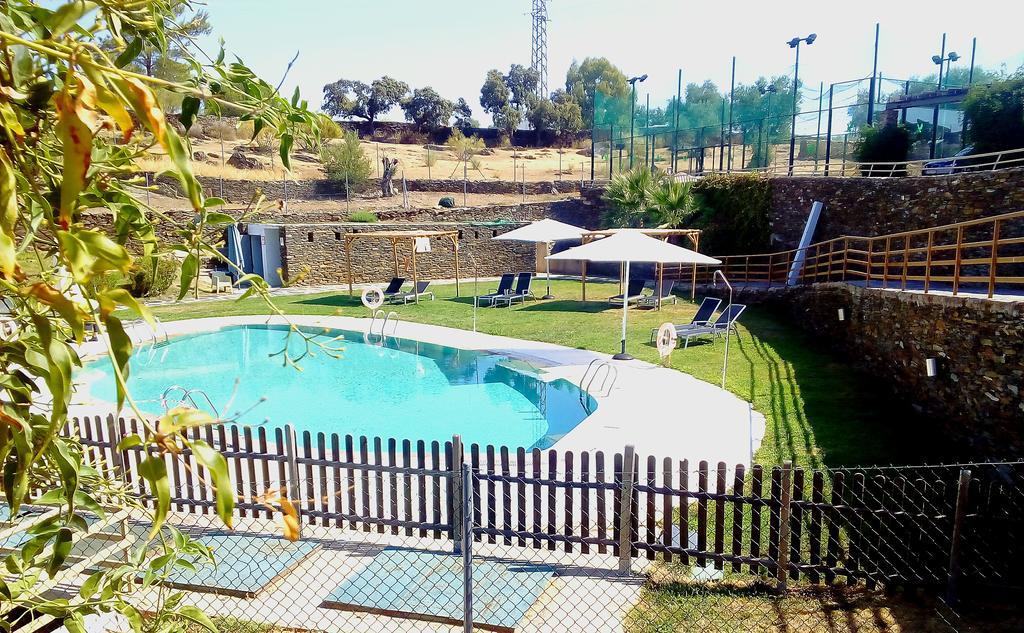 Hotel 4 Estrellas Conventual De Alcantara Bagian luar foto