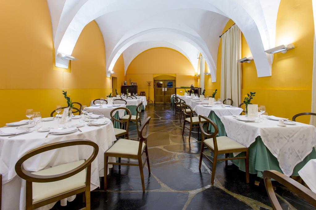 Hotel 4 Estrellas Conventual De Alcantara Bagian luar foto
