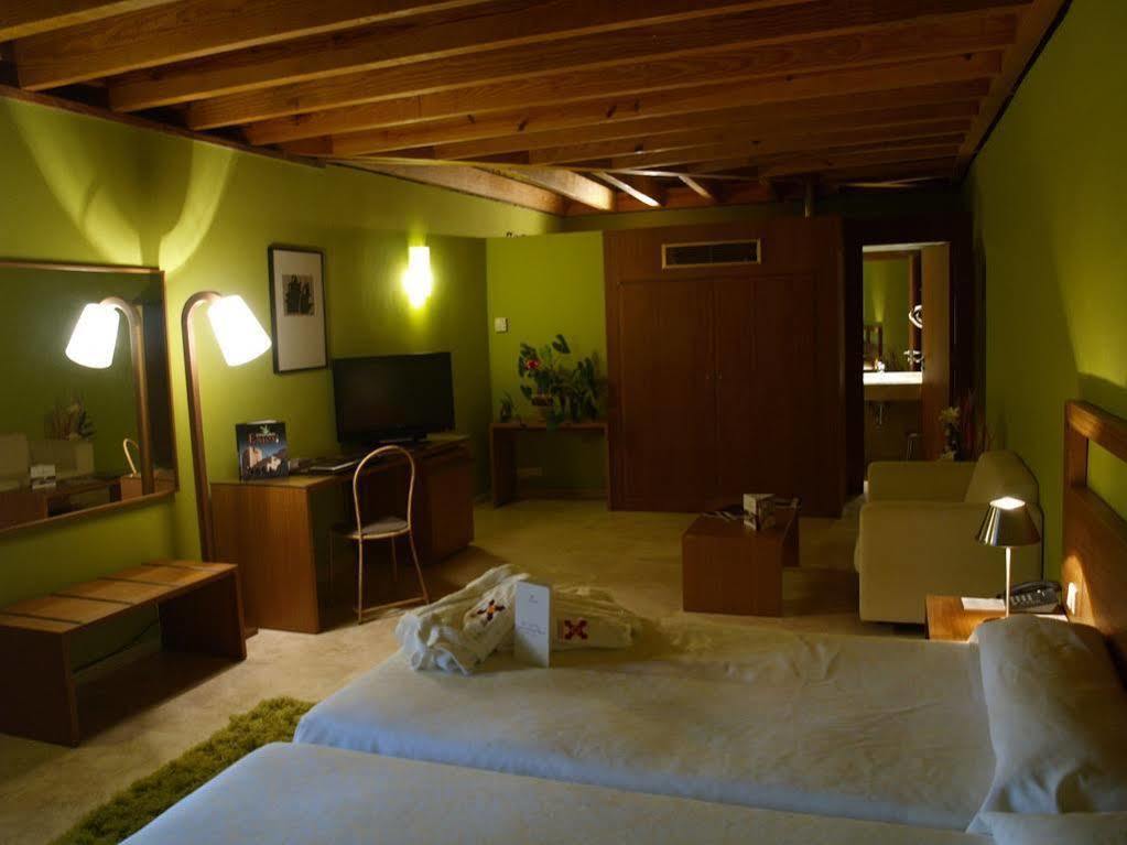 Hotel 4 Estrellas Conventual De Alcantara Bagian luar foto