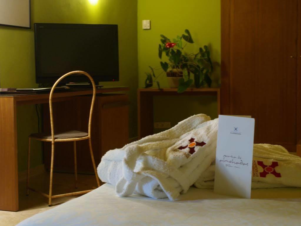Hotel 4 Estrellas Conventual De Alcantara Bagian luar foto